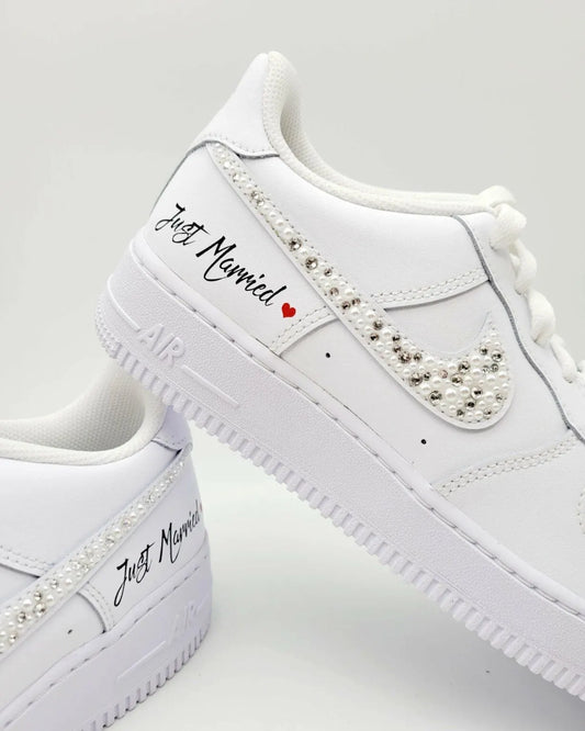 Custom Bridal Sneakers – Handmade Pearl Bride Sneakers