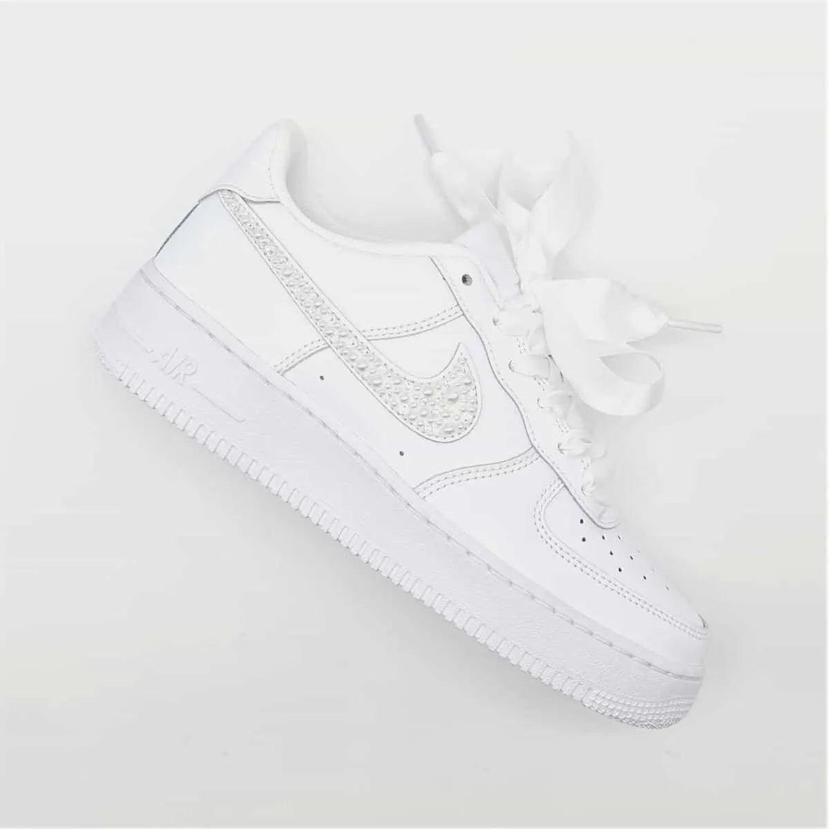Custom Handmade Bridal Shoes β Pearl & Crystal Wedding Sneakers